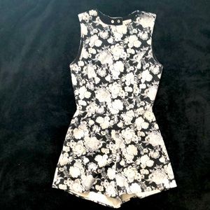 Love Sadie Floral Romper